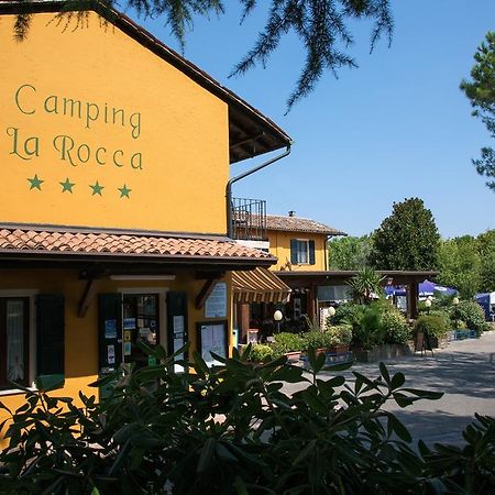 Camping La Rocca Манерба-дель-Гарда Экстерьер фото